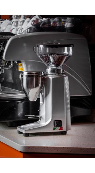 Quamar Q50 Push Grinder